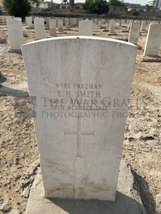 BAGHDAD (NORTH GATE) WAR CEMETERY - SMITH, E H